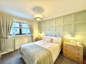 Photo 6- click for photo gallery